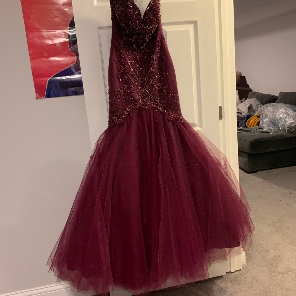 Morilee Size 6 Wine/Burgundy Prom Dress